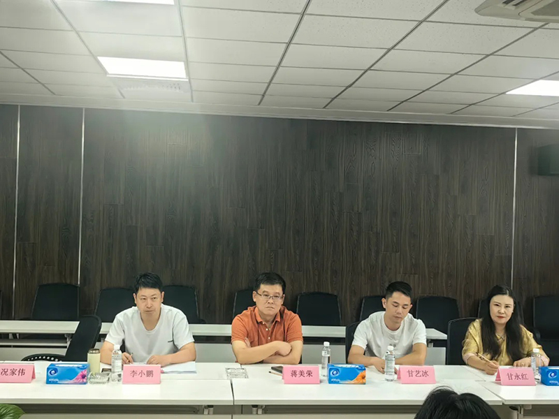 共商文旅融合新篇章│中國婦女十三大代表姚威名率團訪問貴陽市建筑設(shè)計院